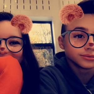 Meet your Posher, Lewis